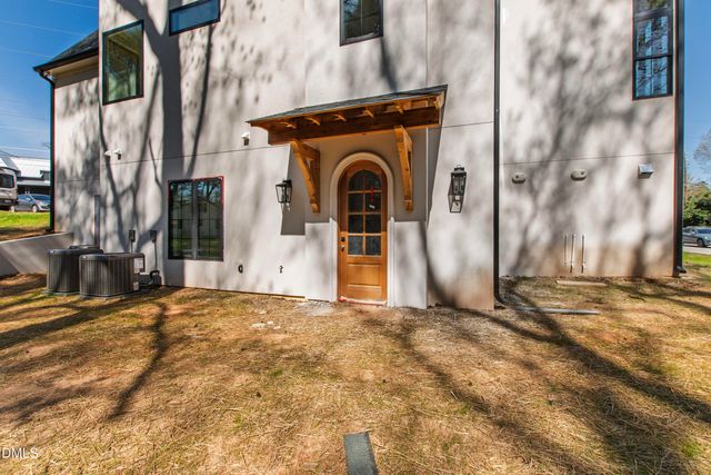 105 Edenburgh Road, Raleigh, NC 27608