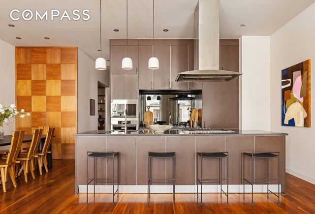 22 Mercer St Apt 3A, New York City, NY 10013