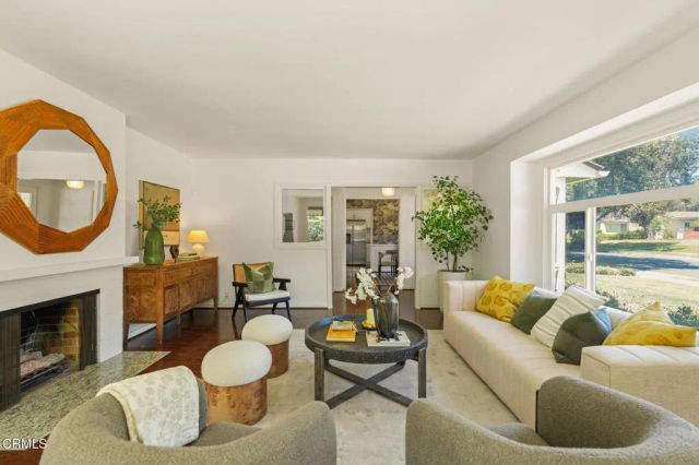 2882 Woodlawn Avenue, San Marino, CA 91108