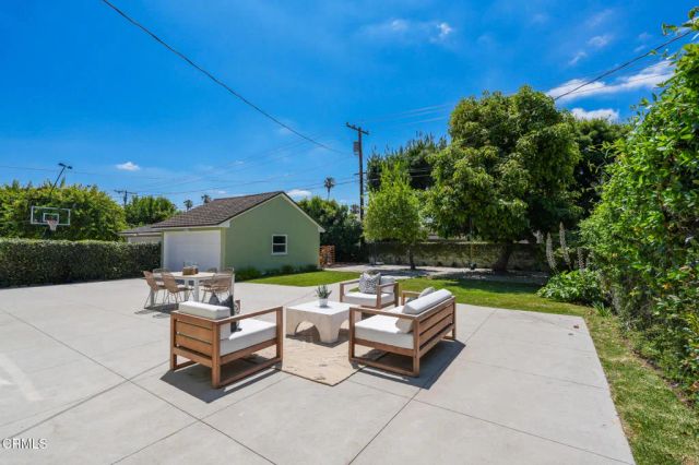 2882 Woodlawn Avenue, San Marino, CA 91108