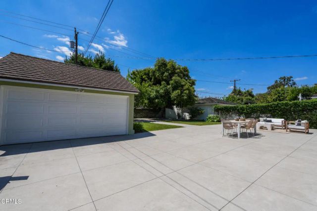 2882 Woodlawn Avenue, San Marino, CA 91108