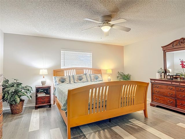 2091 OLDHAM AVENUE, Deltona, FL 32725