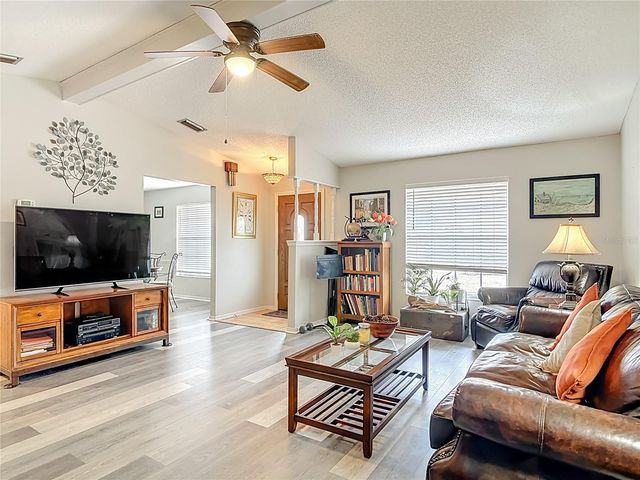 2091 OLDHAM AVENUE, Deltona, FL 32725