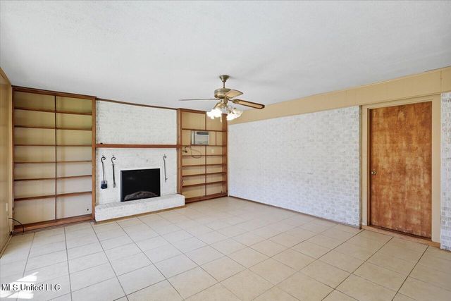 703 Franklin Drive, Clinton, MS 39056