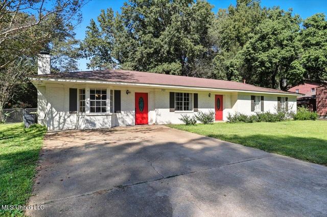 703 Franklin Drive, Clinton, MS 39056