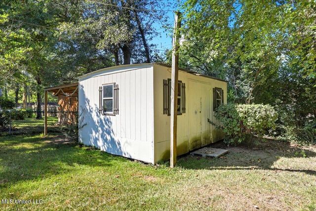 703 Franklin Drive, Clinton, MS 39056
