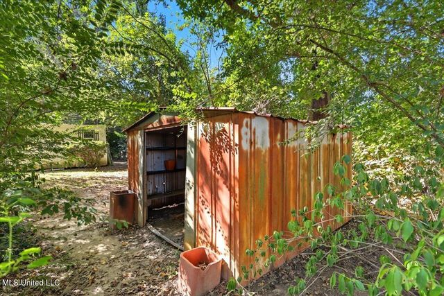 703 Franklin Drive, Clinton, MS 39056
