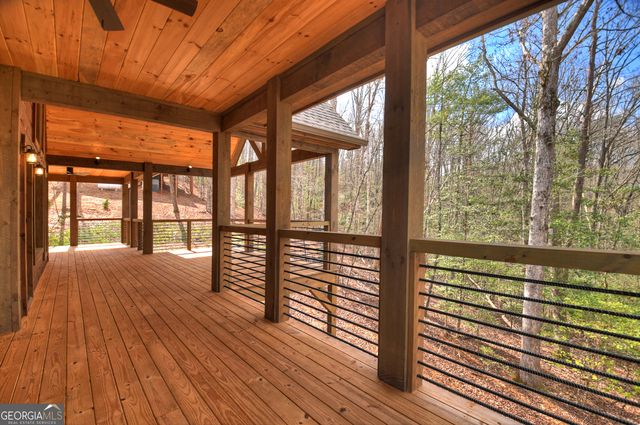 223 Bent Wood Lane, Blue Ridge, GA 30513