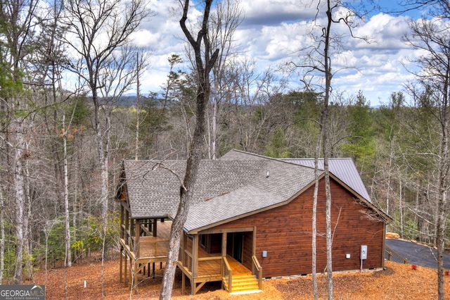 223 Bent Wood Lane, Blue Ridge, GA 30513