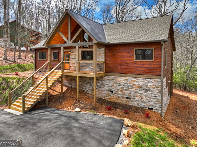 223 Bent Wood Lane, Blue Ridge, GA 30513