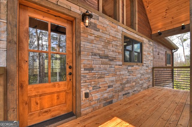 223 Bent Wood Lane, Blue Ridge, GA 30513