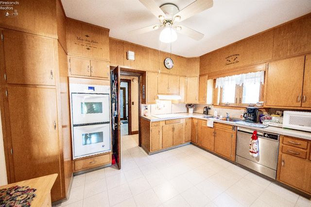 1031 Columbus Avenue, Sandusky, OH 44870