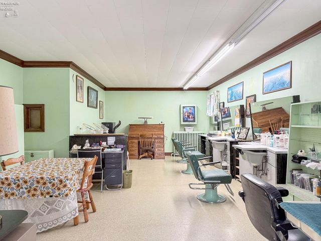 1031 Columbus Avenue, Sandusky, OH 44870