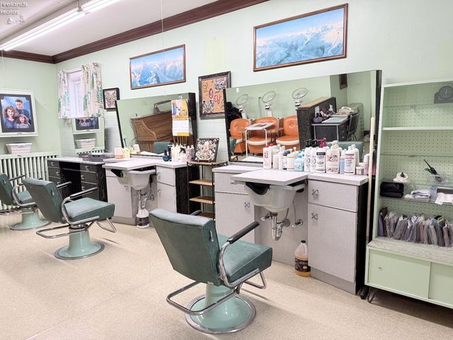 1031 Columbus Avenue, Sandusky, OH 44870