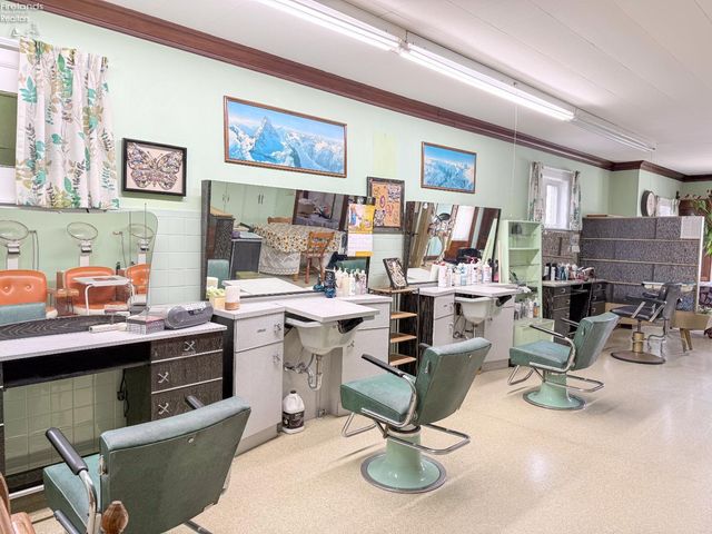 1031 Columbus Avenue, Sandusky, OH 44870