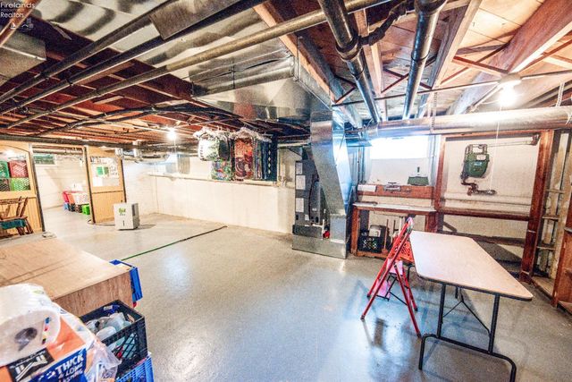 1031 Columbus Avenue, Sandusky, OH 44870