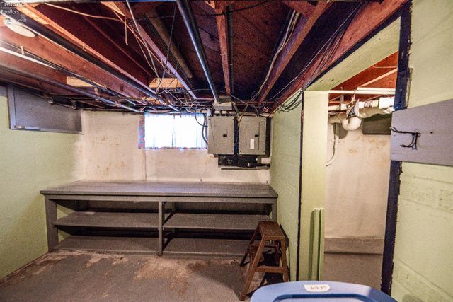 1031 Columbus Avenue, Sandusky, OH 44870