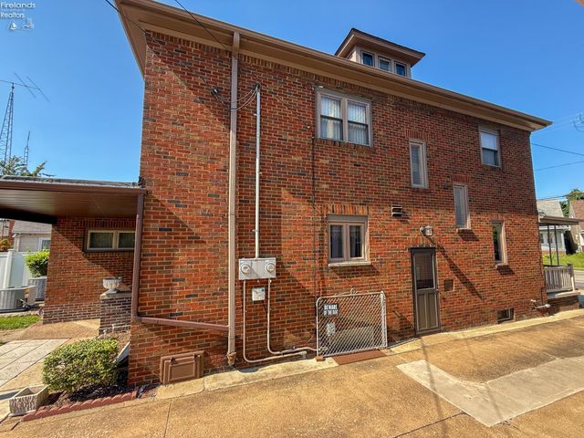 1031 Columbus Avenue, Sandusky, OH 44870