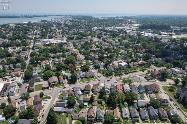 1031 Columbus Avenue, Sandusky, OH 44870