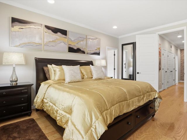 12331 YELLOW BUCKEYE WAY, Fairfax, VA 22030