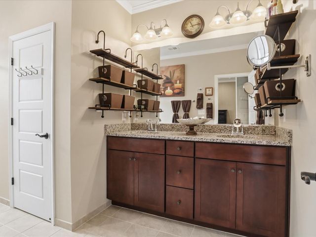 12331 YELLOW BUCKEYE WAY, Fairfax, VA 22030