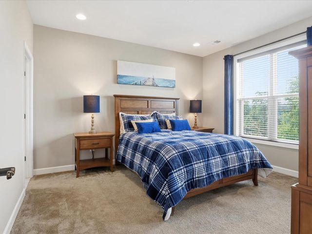 12331 YELLOW BUCKEYE WAY, Fairfax, VA 22030