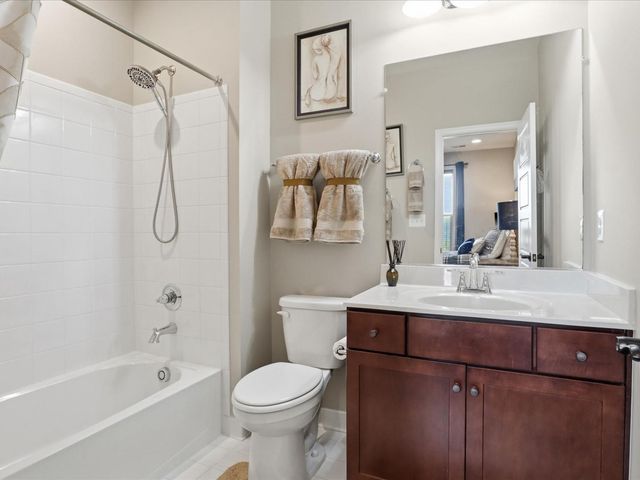 12331 YELLOW BUCKEYE WAY, Fairfax, VA 22030