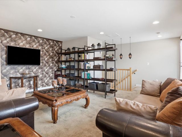 12331 YELLOW BUCKEYE WAY, Fairfax, VA 22030
