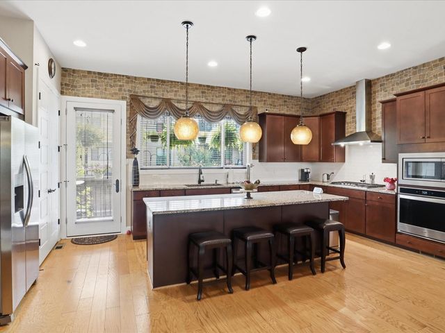 12331 YELLOW BUCKEYE WAY, Fairfax, VA 22030
