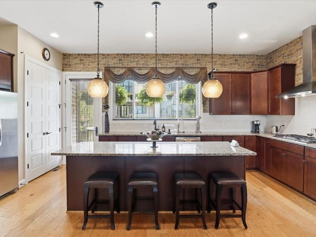 12331 YELLOW BUCKEYE WAY, Fairfax, VA 22030