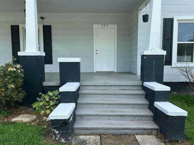 523 Ohio Avenue, Etowah, TN 37331