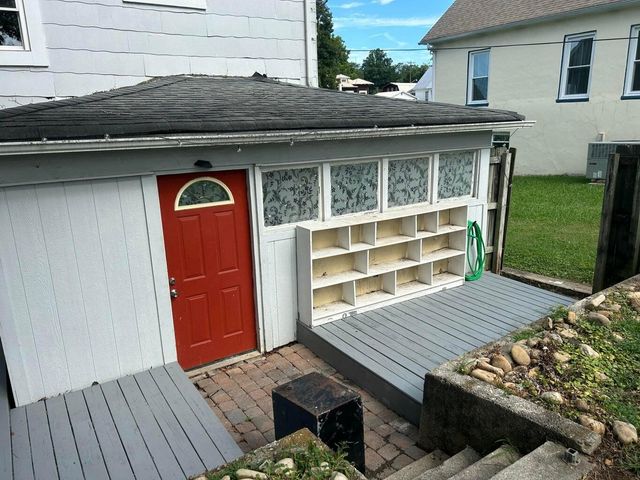 523 Ohio Avenue, Etowah, TN 37331