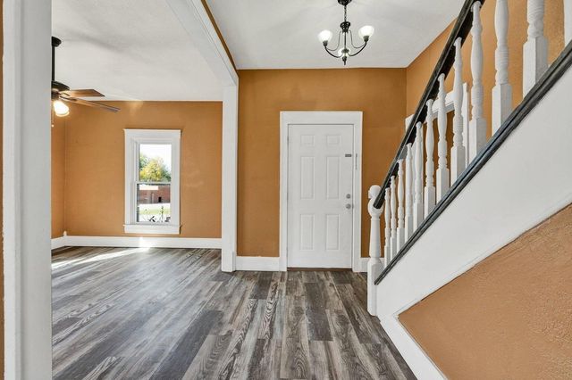 523 Ohio Avenue, Etowah, TN 37331