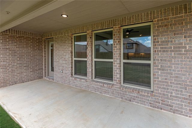 1269 Emily Drive, Trenton, TX 75490