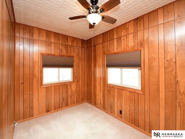 2242 N 56th Street, Lincoln, NE 68504