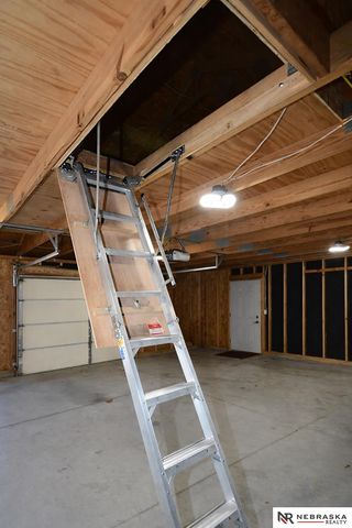 2242 N 56th Street, Lincoln, NE 68504