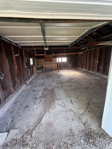 3101 N County Road 700 W Road, Muncie, IN 47304