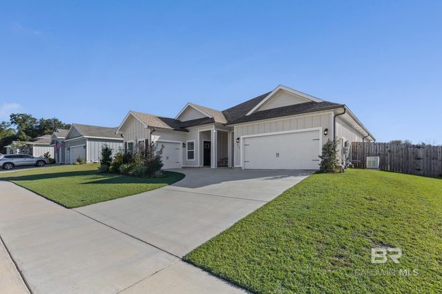 574 Golden Leaf Avenue, Fairhope, AL 36532