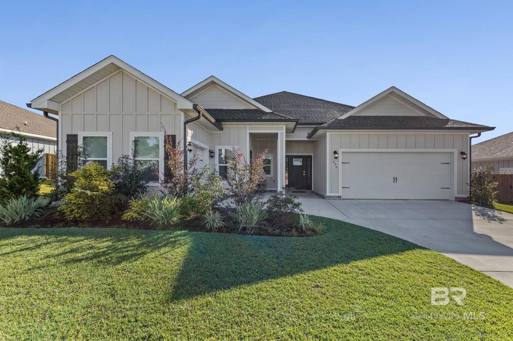 574 Golden Leaf Avenue, Fairhope, AL 36532