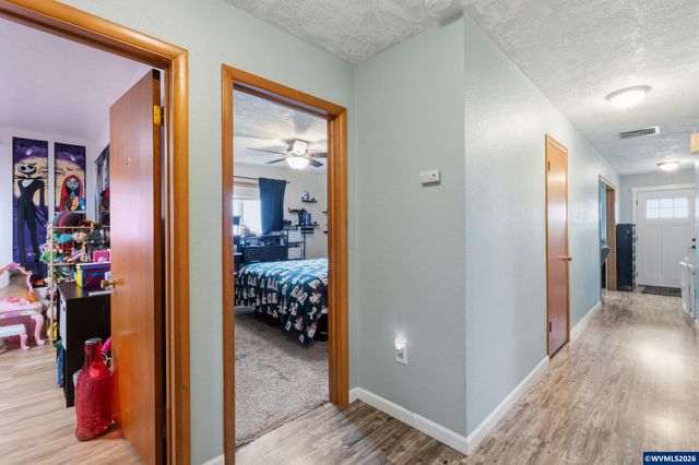 765 13th Av SE, Albany, OR 97322