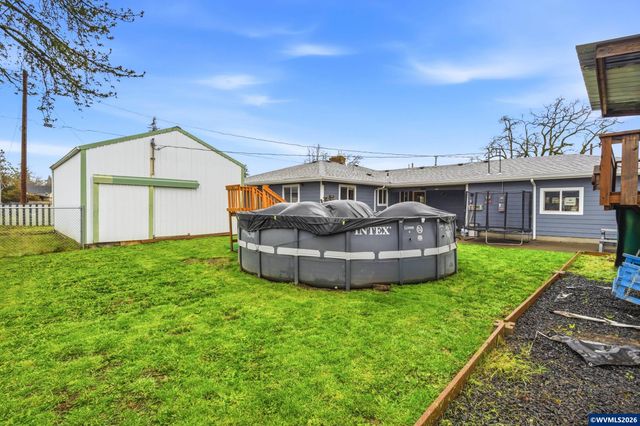 765 13th Av SE, Albany, OR 97322