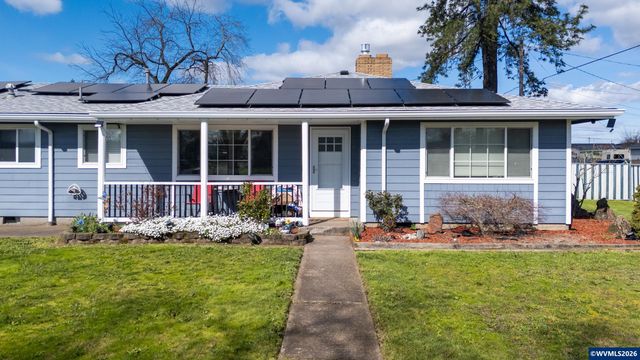 765 13th Av SE, Albany, OR 97322