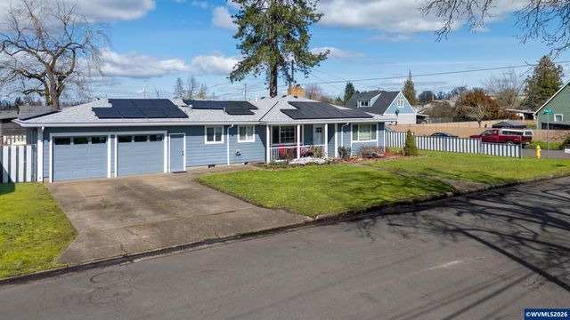 765 13th Av SE, Albany, OR 97322