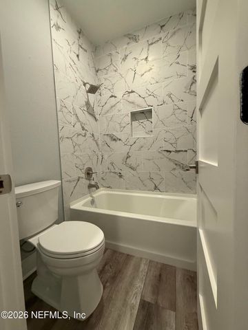 6056 BAGLEY Road, Jacksonville, FL 32209