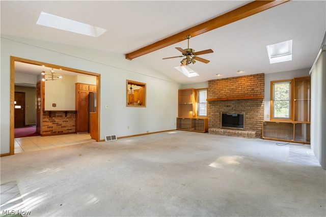 2263 Dewport Drive, Akron, OH 44312