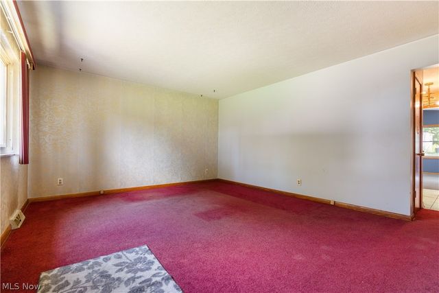 2263 Dewport Drive, Akron, OH 44312