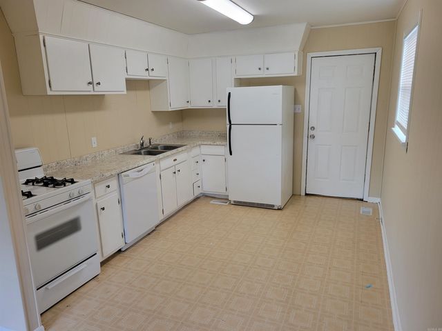 354 E Military Dr, North Little Rock, AR 72118