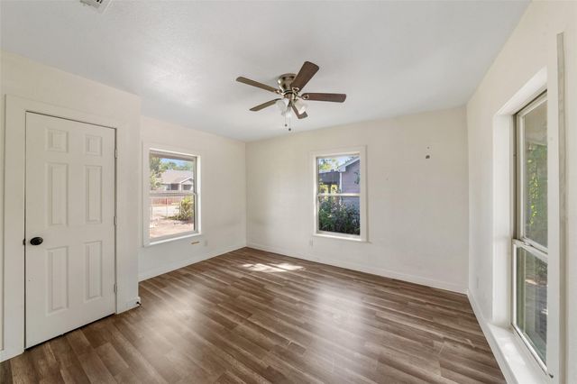1920 Spence Street, Houston, TX 77093
