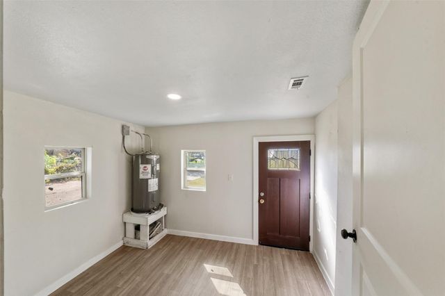 1920 Spence Street, Houston, TX 77093