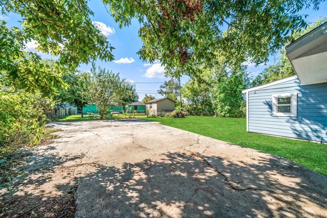 1920 Spence Street, Houston, TX 77093